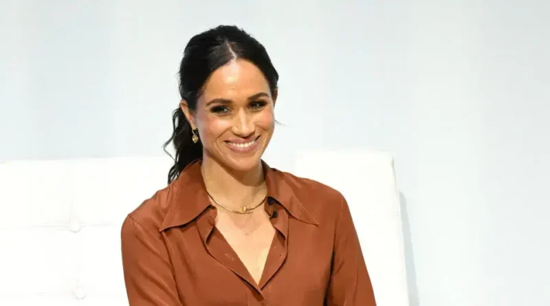 Meghan Markle é acusada de ignorar pai em momento crítico de saúde