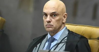 Moraes determina perícia médica para avaliar saúde de Bolsonaro