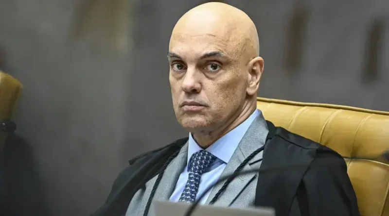 Moraes determina perícia médica para avaliar saúde de Bolsonaro