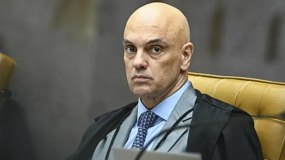 Moraes determina perícia médica para avaliar saúde de Bolsonaro