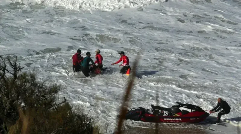 Surfista brasileiro quase morre afogado em Nazaré: relato impactante