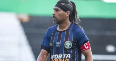 A volta de Araújo: ídolo do Goiás busca novo clube aos 48 anos