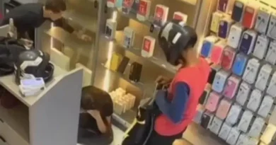 Assaltantes levam dezenas de celulares em loja de Sousa durante o dia