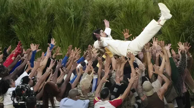 Bad Bunny traz sua turnê ‘Debí Tirar Más Fotos’ a São Paulo