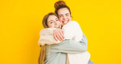 Conheça os signos do zodíaco que mais animam qualquer ambiente