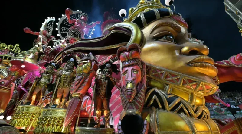 Desfiles de Carnaval em São Paulo: Noite de Emoções e Destaques