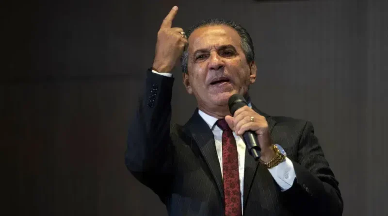 Malafaia avalia que Eduardo ajuda mais calado na campanha de Flávio