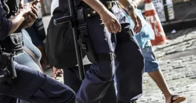 Polícia Militar realiza operação no Complexo da Maré para combate a crimes