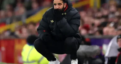 Roy Keane e Rio Ferdinand discutem sucessão de Ruben Amorim no Manchester United