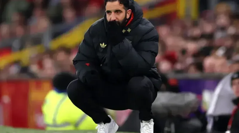 Roy Keane e Rio Ferdinand discutem sucessão de Ruben Amorim no Manchester United