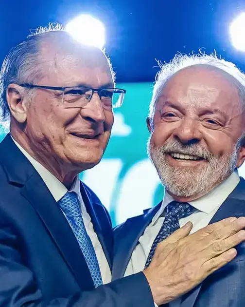 Alckmin anuncia saída do ministério para concorrer à reeleição em abril