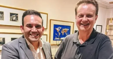 Gilberto Kassab celebra chegada de Jhony Bezerra ao PSD da Paraíba