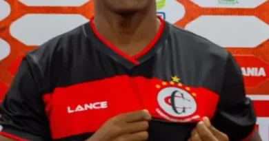 Jô SantosProcessa o Campinense Por Verbas Rescisórias Após Polêmica