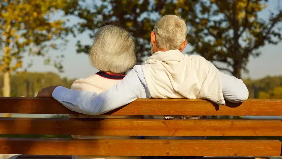 Neurologista alerta sobre 7 sintomas iniciais do Alzheimer