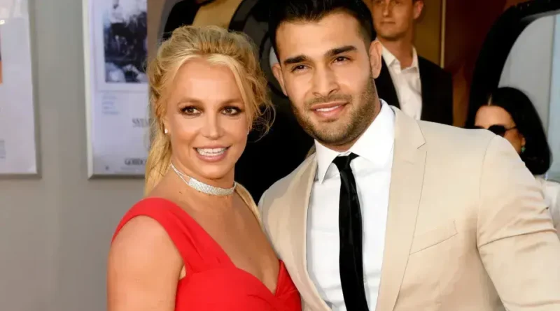 Sam Asghari comenta detenção de Britney Spears em recente entrevista