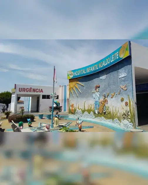 Teto de sala de aula desaba e atinge alunos em escola na Paraíba