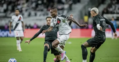 Vasco Enfrenta Cruzeiro e Busca Reabilitação no Campeonato Brasileiro