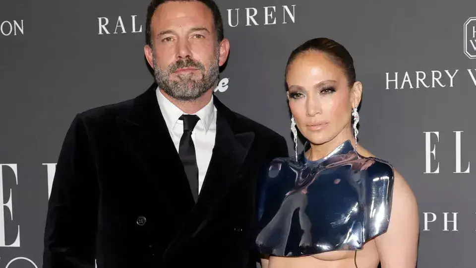 Ben Affleck renuncia mansão milionária e entrega parte à J.Lo