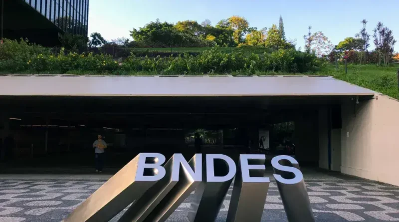 BNDES financia usina de etanol de milho em Mato Grosso com R$ 1 bilhão