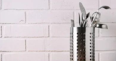 Espátula de borracha antiga: risco escondido à sua saúde na cozinha