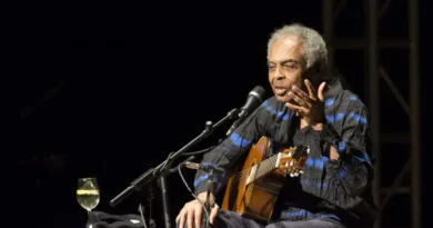 Gilberto Gil se considera "musicalmente preguiçoso" em reflexão sobre sua carreira