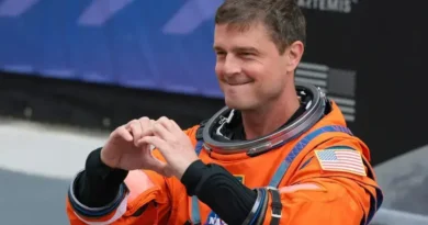 Homenagem tocante: astronauta da Artemis II destaca amor às filhas