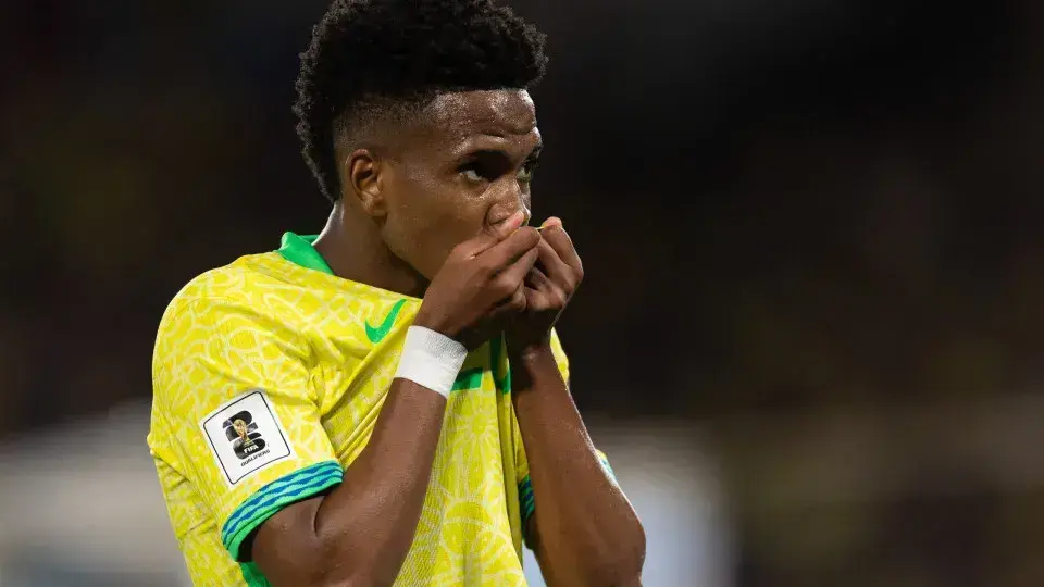 Lesão de Estêvão ameaça participação na Copa do Mundo 2026