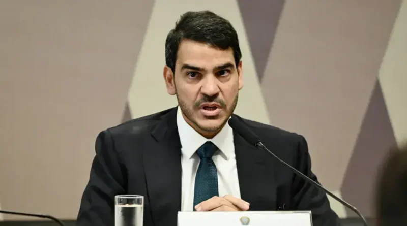 Messias defende a necessidade de processos finais e elogia apoio de Mendonça