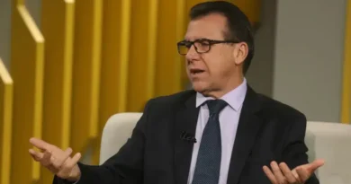 Ministro Luiz Marinho critíca a jornada 6x1 e seus impactos nas mulheres