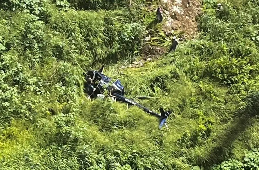 Piloto sem habilitação é ferido em queda de helicóptero em Campina Grande