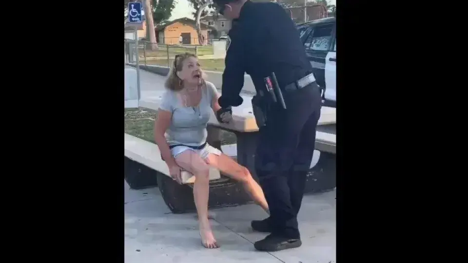 Prisão em Skate Park da Califórnia gera intenso debate sobre ação policial