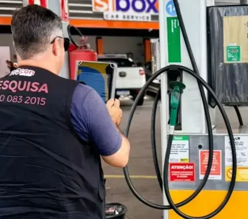 Queda nos preços da gasolina e diesel em João Pessoa em abril de 2023