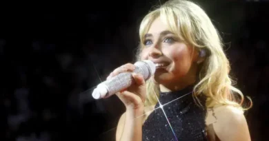 Sabrina Carpenter pede desculpas após incidentes no Coachella com fã