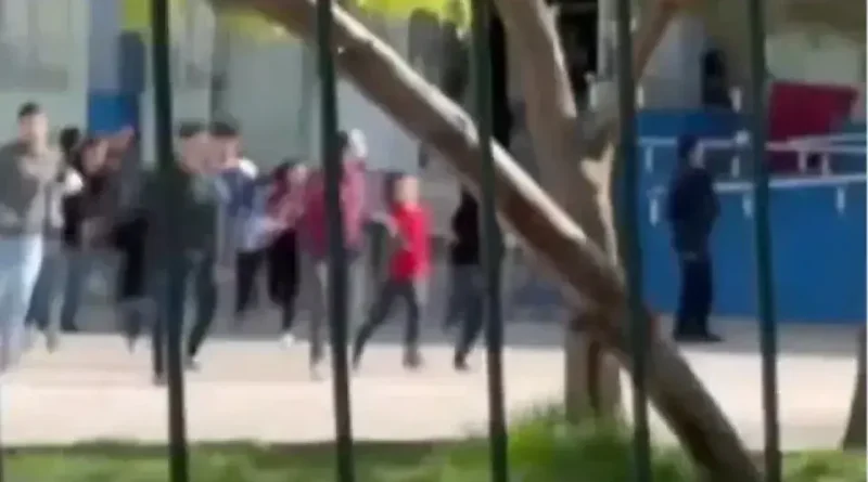 Tiroteio em escola na Turquia deixa 18 feridos e choca a população