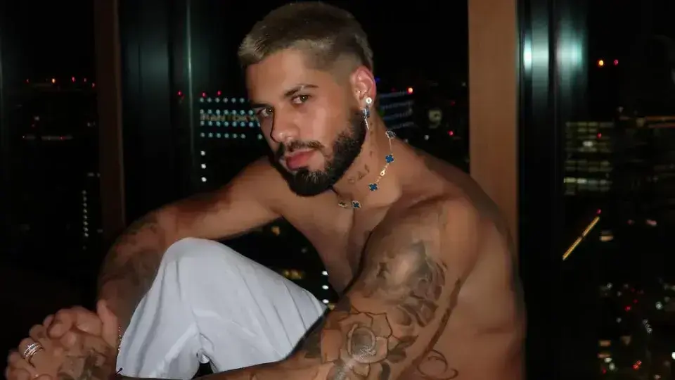 Zé Felipe revela abuso de comprimidos e reflexões sobre saúde mental