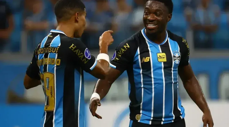 Athletico consegue empate sem um jogador contra o Grêmio na Arena da Baixada