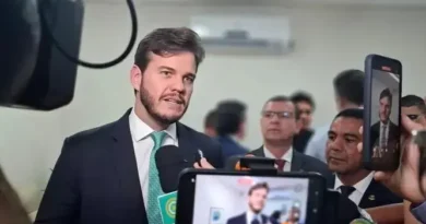 Bruno anuncia 1000 vagas em concurso público em Campina Grande