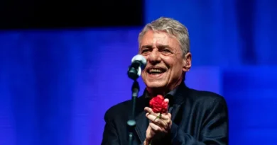Chico Buarque vence o Meta e defende seus direitos autorais