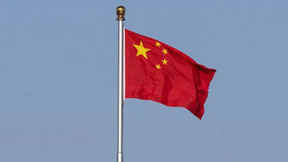 China Ignora Sanções dos EUA e Protege Empresas Ligadas ao Irã