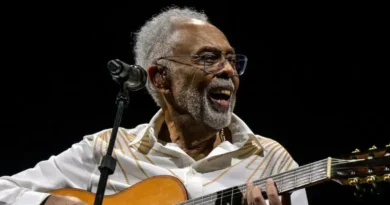 Gilberto Gil coloca apartamento de luxo à venda em Copacabana