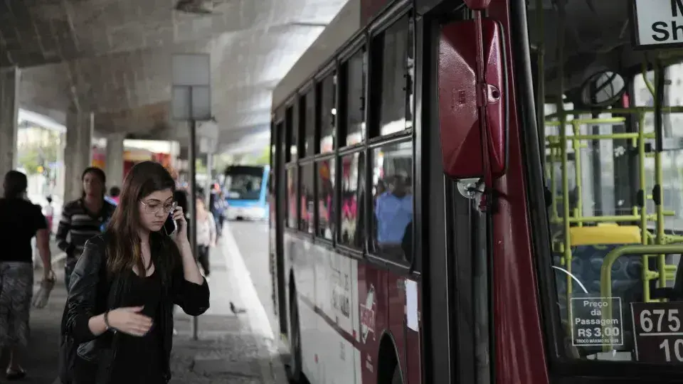 Gratuidade no transporte público: o novo Bolsa Família?
