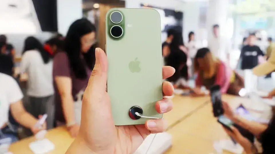 iPhone 17: O smartphone mais vendido do mundo no início de 2026