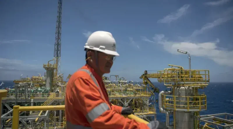 Lula defende exploração de petróleo na Margem Equatorial antes que Trump aja