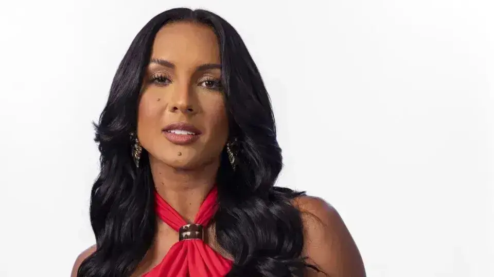 Maxiane fala sobre terapia após eliminação no BBB 26