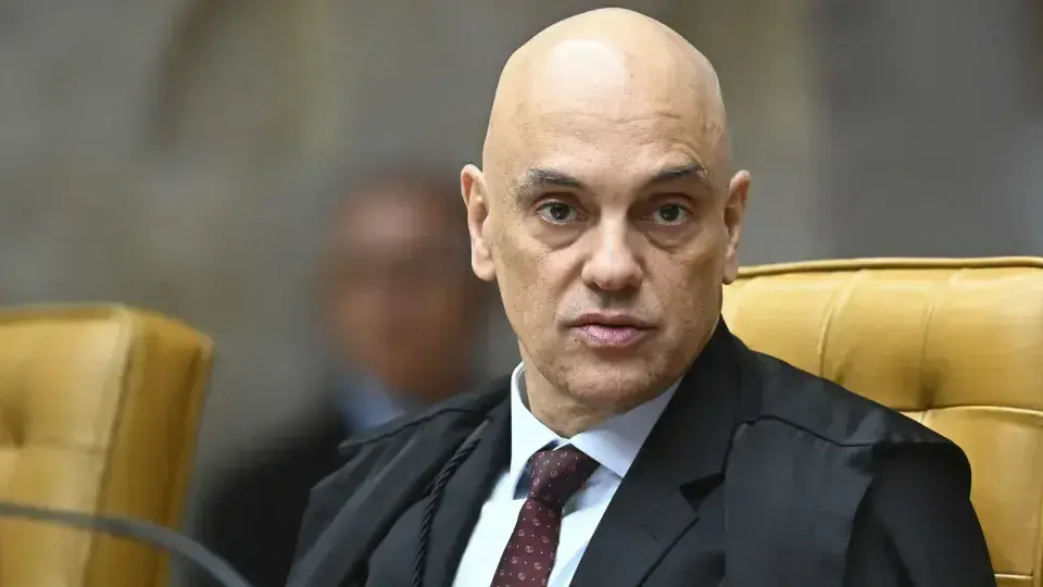 PF investiga perito por vazamento de contrato da mulher de Moraes