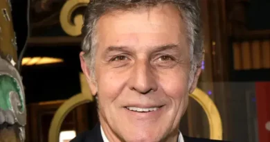 Pierre Deny, ator de ‘Emily em Paris’, morre aos 69 anos
