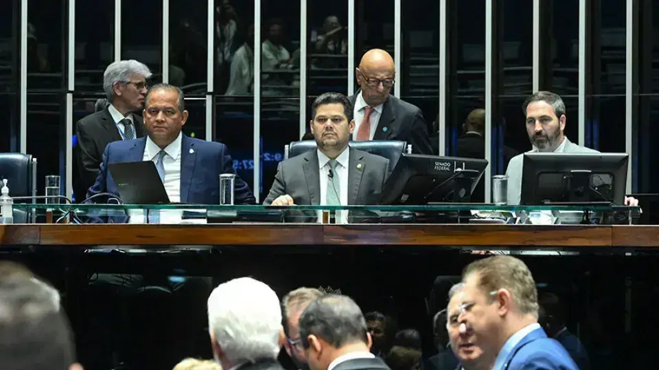 Senado aprova isenção tributária e aumenta gastos com defesa em 2026