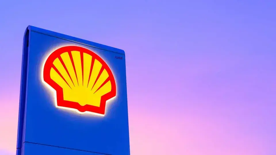 Shell dobra lucro, mas prevê queda na produção devido a conflitos