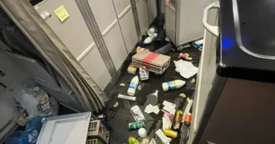 Turbulência em voo da Cathay Pacific deixa 10 feridos entre Австралия e Hong Kong