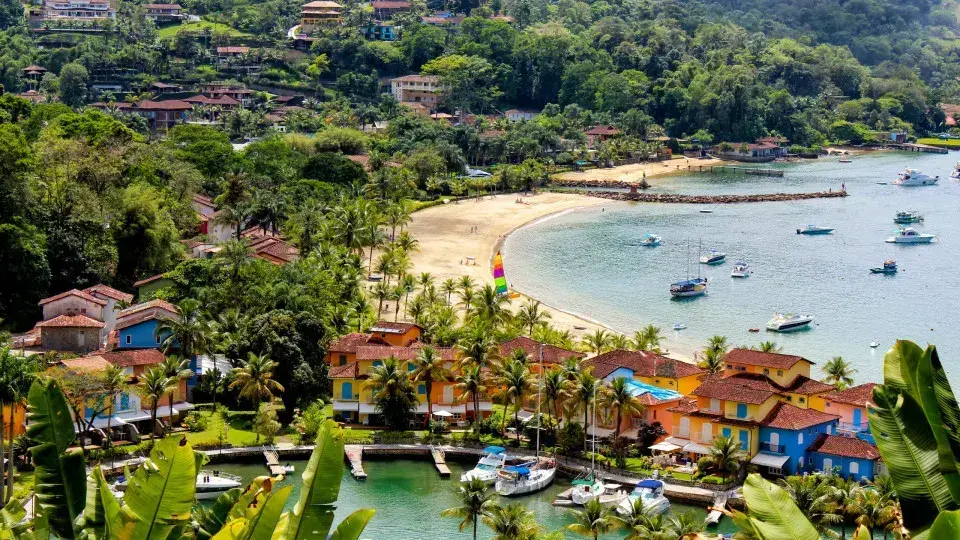 Angra dos Reis Introduz Taxa de Turismo Sustentável para Visitantes